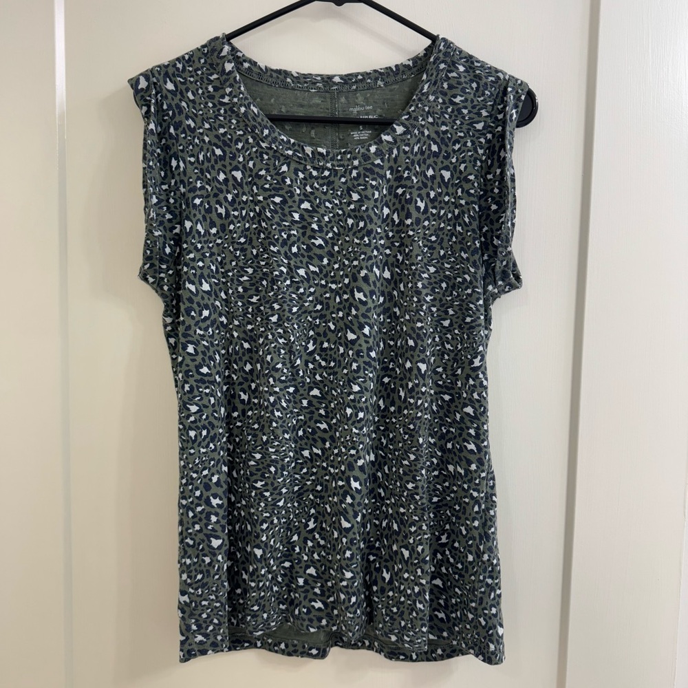 Banana Republic Malibu tee